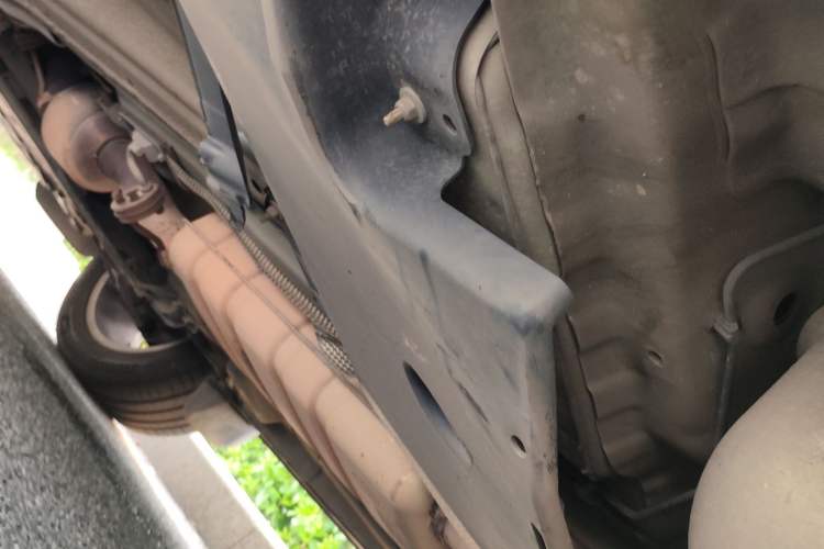Used Land Rover Discovery Sport 2016 2.0T HSE Chassis Rear Left