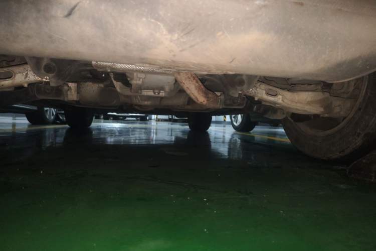 Used Land Rover Discovery Sport 2016 2.0T SE Chassis Rear