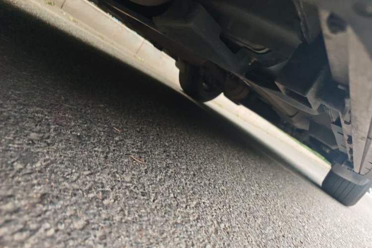 Used Land Rover Discovery Sport 2016 2.0T SE Chassis Rear Right