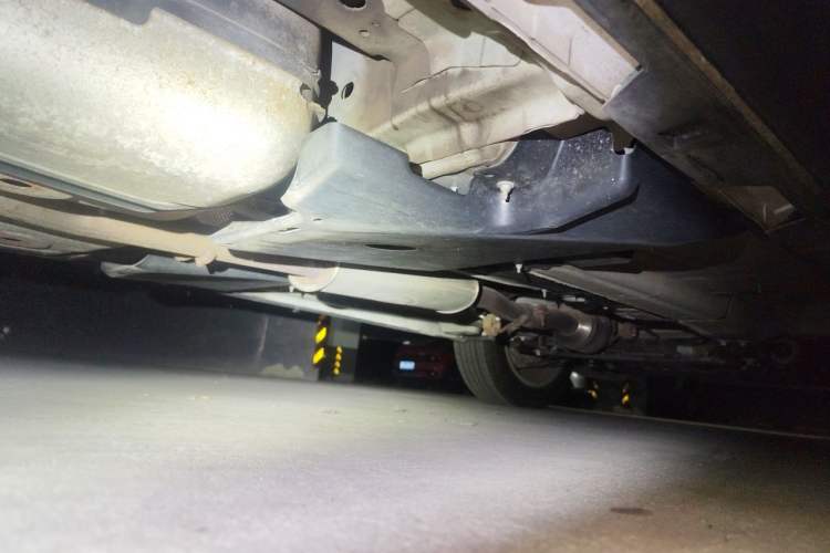 Used Land Rover Discovery Sport 2016 2.0T SE Chassis Rear Right