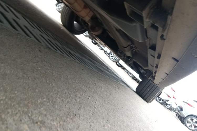 Used Land Rover Discovery Sport 2016 2.0T HSE Chassis Rear Right