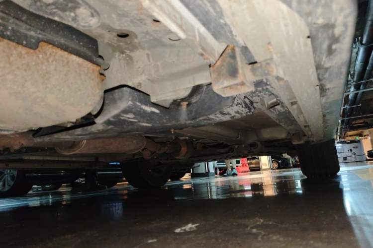 Used Land Rover Discovery Sport 2016 2.0T SE Chassis Rear Right