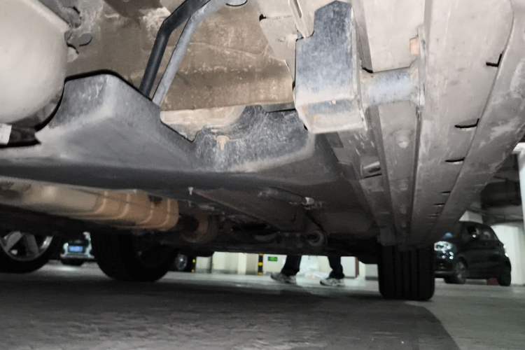 Used Land Rover Discovery Sport 2016 2.0T HSE Chassis Rear Right