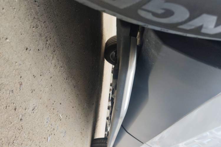 Used Land Rover Discovery Sport 2016 2.0T SE Chassis Rear Right