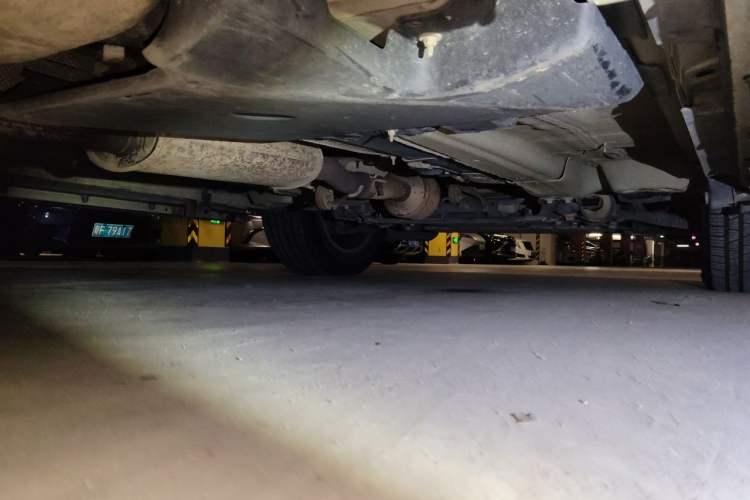 Used Land Rover Discovery Sport 2016 2.0T SE Chassis Rear Right