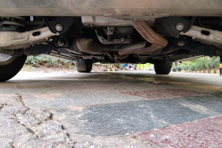 Used Land Rover Discovery Sport 2016 2.0T SE Chassis Rear