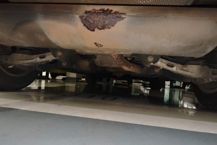 Used Land Rover Discovery Sport 2016 2.0T SE Chassis Rear