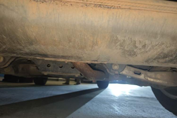 Used Land Rover Discovery Sport 2016 2.0T SE Chassis Rear