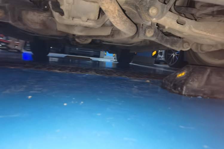 Used Land Rover Discovery Sport 2016 2.0T SE Chassis Rear