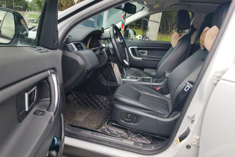 Used Land Rover Discovery Sport 2016 2.0T Limited Edition Driver Seat