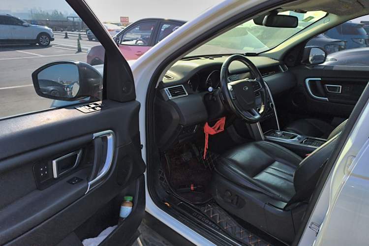 Used Land Rover Discovery Sport 2016 2.0T HSE Driver Seat