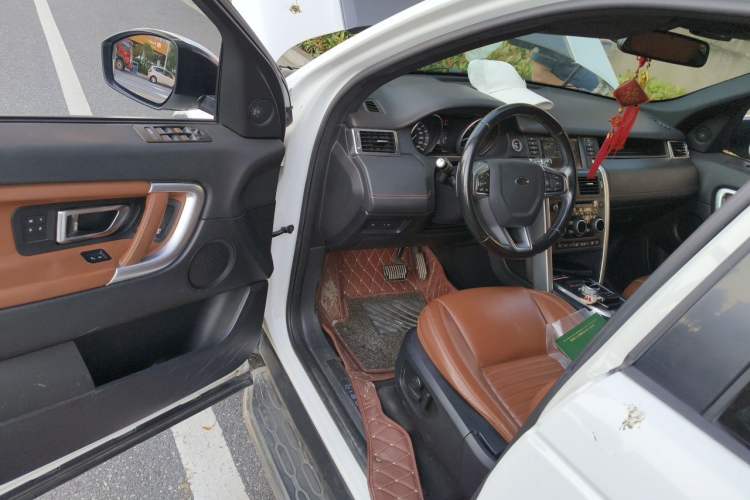 Used Land Rover Discovery Sport 2016 2.0T HSE Driver Seat