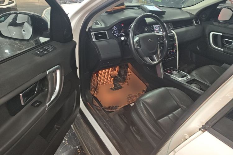 Used Land Rover Discovery Sport 2016 2.0T SE Driver Seat