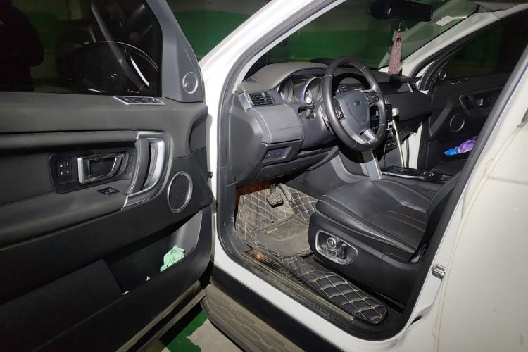 Used Land Rover Discovery Sport 2016 2.0T HSE Driver Seat