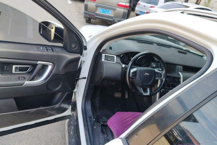 Used Land Rover Discovery Sport 2016 2.0T HSE Driver Seat