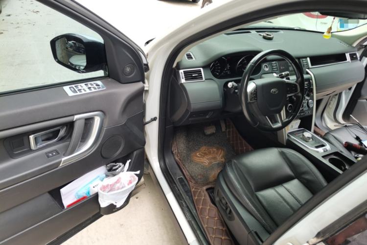 Used Land Rover Discovery Sport 2016 2.0T SE Driver Seat