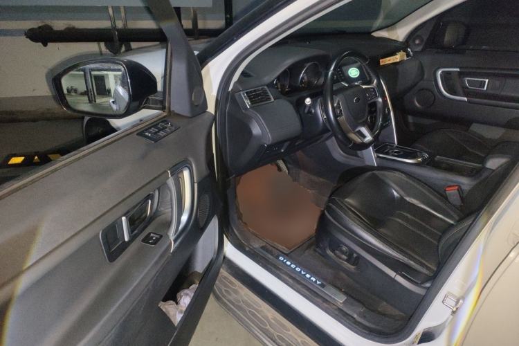 Used Land Rover Discovery Sport 2016 2.0T SE Driver Seat
