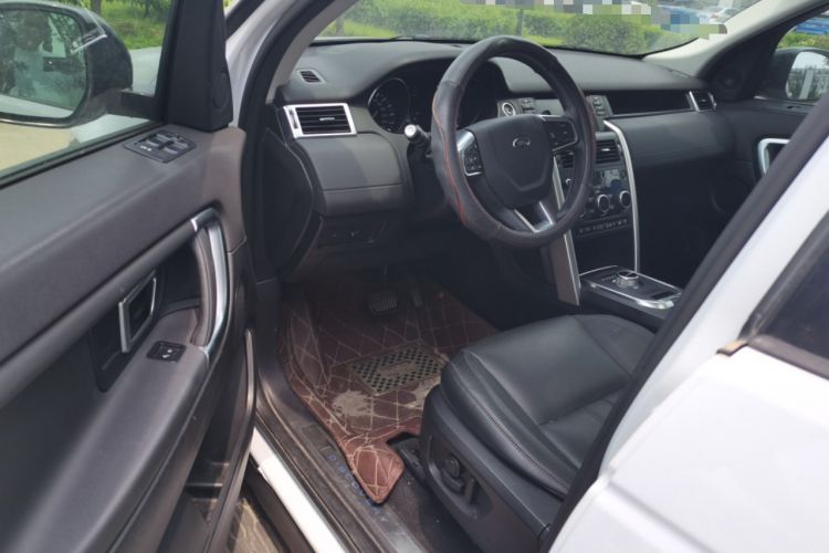 Used Land Rover Discovery Sport 2016 2.0T SE Driver Seat