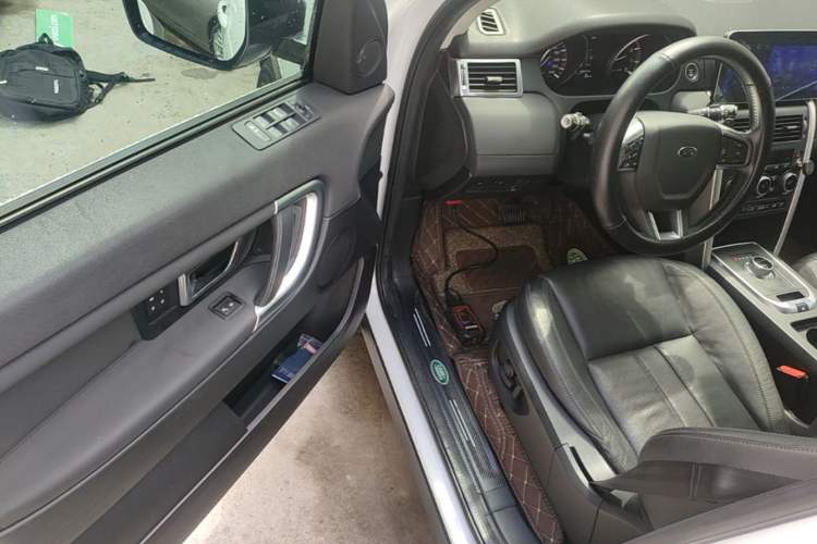 Used Land Rover Discovery Sport 2016 2.0T HSE Driver Seat