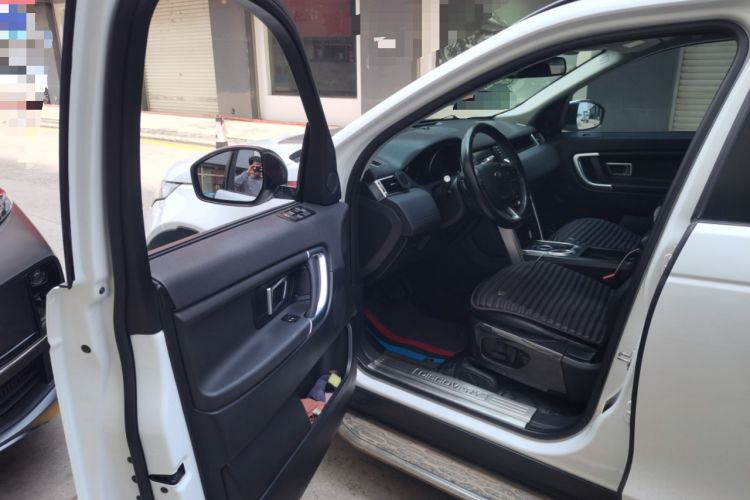 Used Land Rover Discovery Sport 2016 2.0T SE Driver Seat
