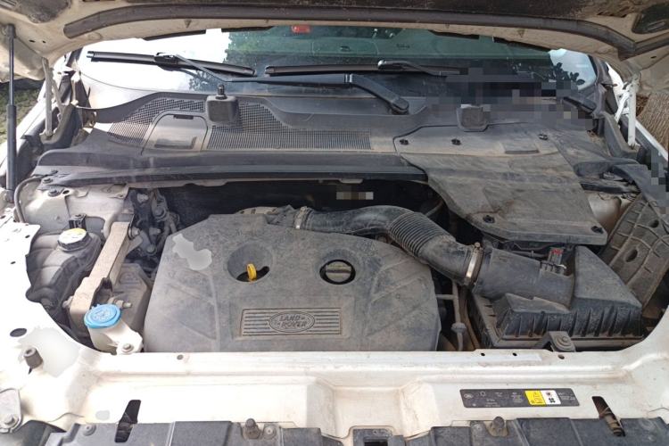Used Land Rover Discovery Sport 2016 2.0T Limited Edition Engine Bay