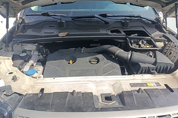 Used Land Rover Discovery Sport 2016 2.0T S Engine Bay