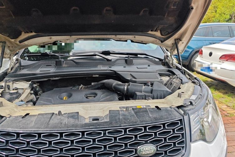 Used Land Rover Discovery Sport 2016 2.0T HSE LUXURY Engine Bay Left
