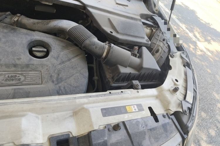 Used Land Rover Discovery Sport 2016 2.0T S Engine Bay Left