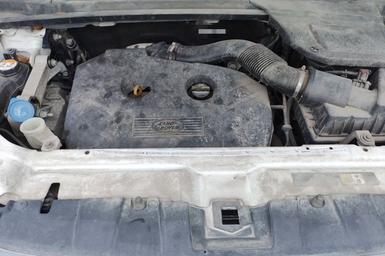 Used Land Rover Discovery Sport 2016 2.0T S Engine Bay