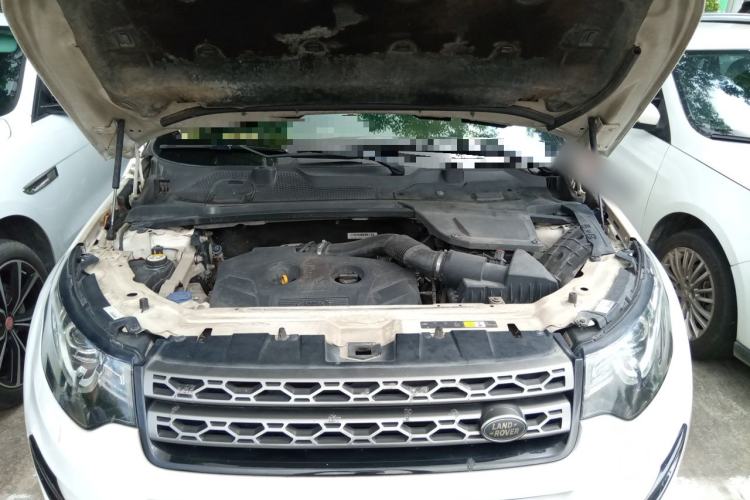 Used Land Rover Discovery Sport 2016 2.0T SE Engine Bay