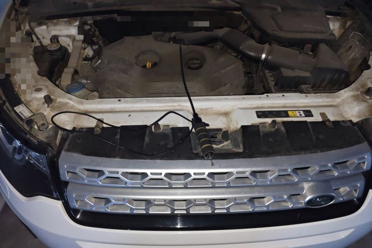 Used Land Rover Discovery Sport 2016 2.0T HSE Engine Bay