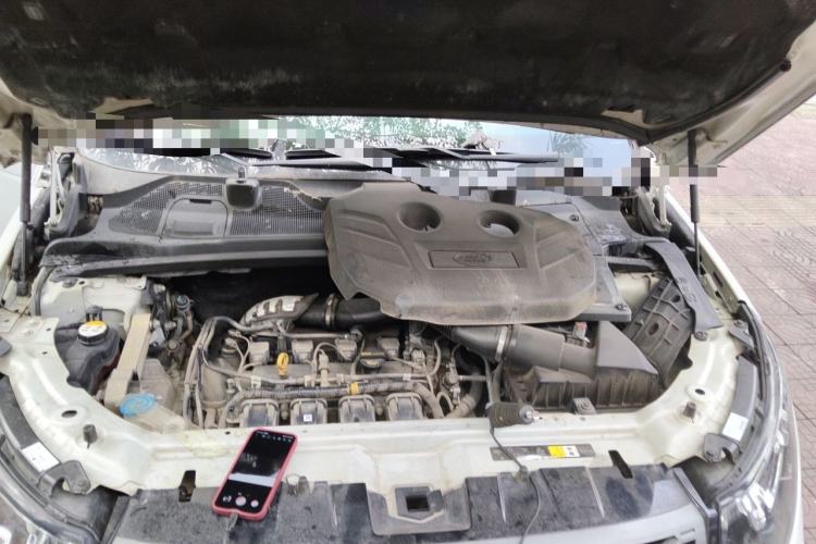 Used Land Rover Discovery Sport 2016 2.0T S Engine Bay