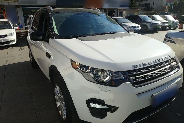 Used Land Rover Discovery Sport 2016 2.0T SE Exterior 1