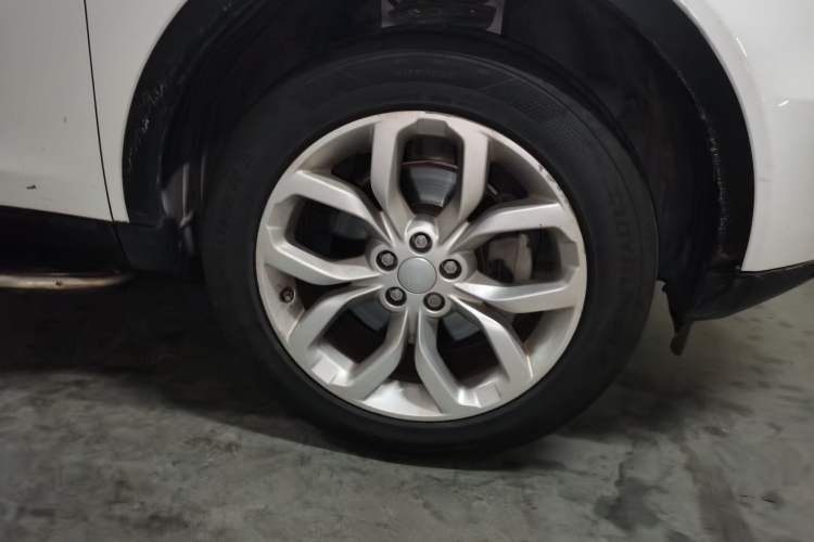 Used Land Rover Discovery Sport 2016 2.0T HSE Exterior 1