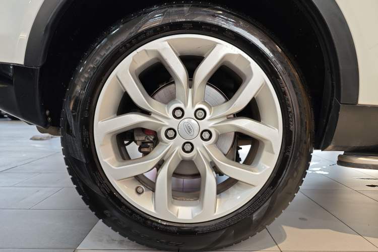 Used Land Rover Discovery Sport 2016 2.0T HSE Exterior 1