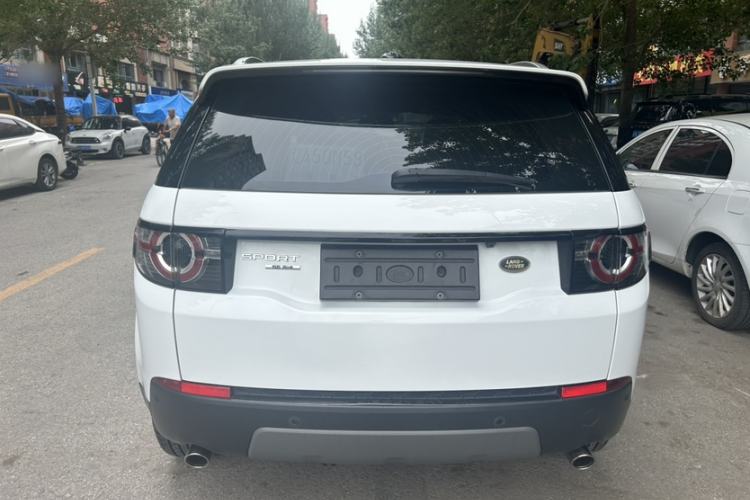Used Land Rover Discovery Sport 2016 2.0T SE Exterior 3