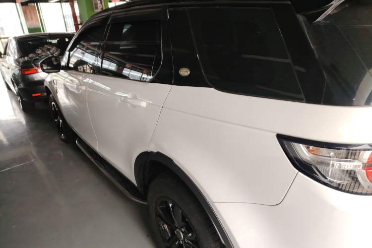 Used Land Rover Discovery Sport 2016 2.0T S Exterior 3