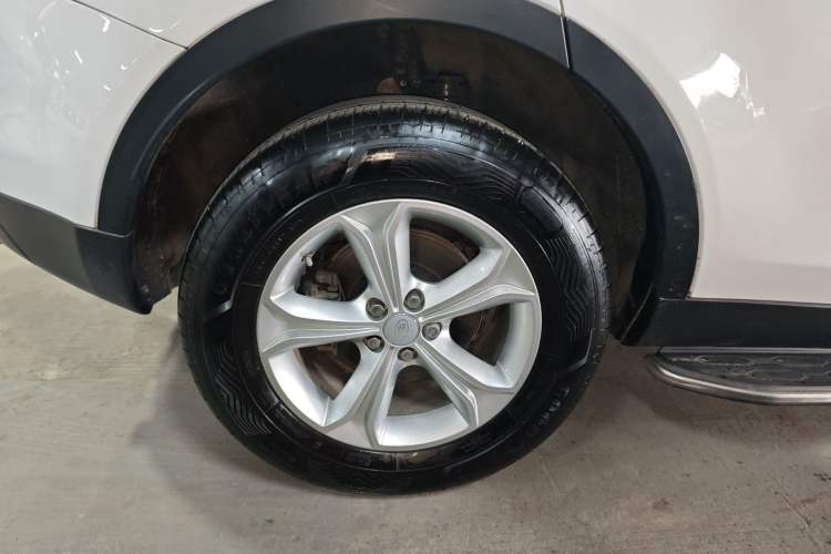 Used Land Rover Discovery Sport 2016 2.0T S Exterior 3