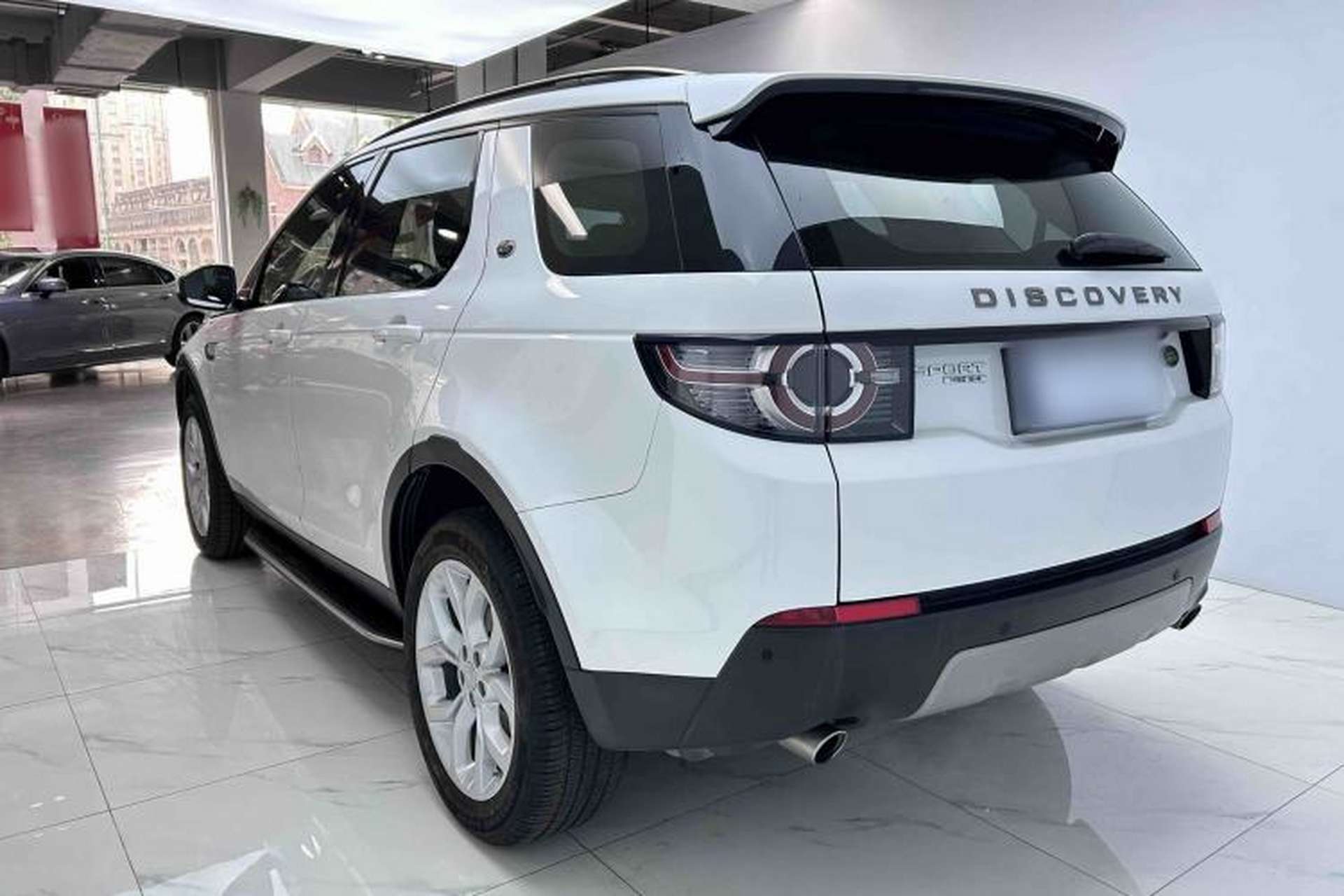 Used Land Rover Discovery Sport 2016 2.0T HSE Exterior 4
