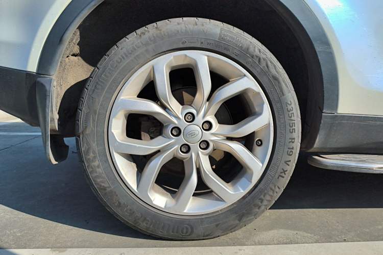 Used Land Rover Discovery Sport 2016 2.0T HSE Exterior 5