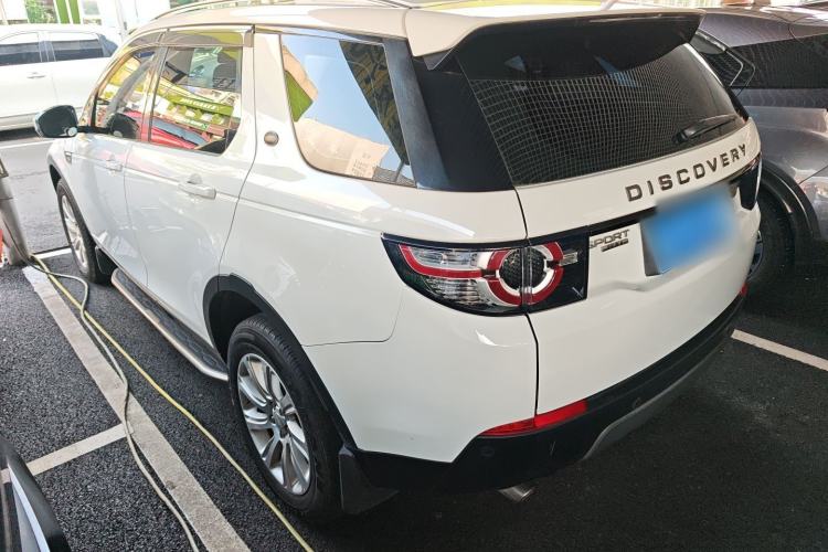 Used Land Rover Discovery Sport 2016 2.0T SE Exterior 5