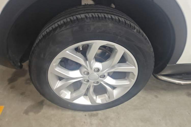 Used Land Rover Discovery Sport 2016 2.0T HSE Exterior 5