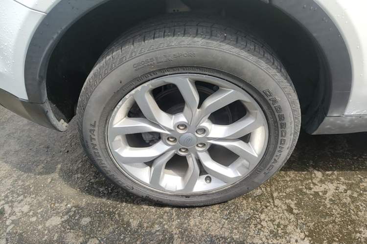 Used Land Rover Discovery Sport 2016 2.0T HSE Exterior 5