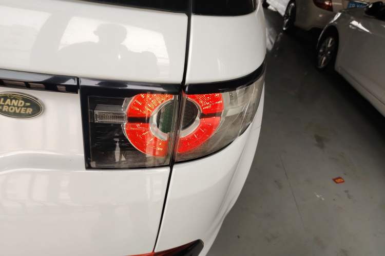 Used Land Rover Discovery Sport 2016 2.0T S Exterior 6