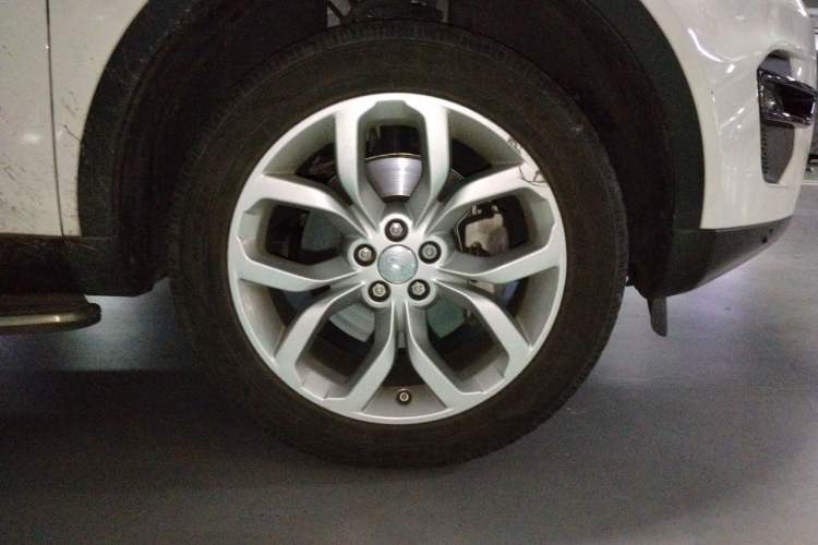 Used Land Rover Discovery Sport 2016 2.0T HSE Exterior 7