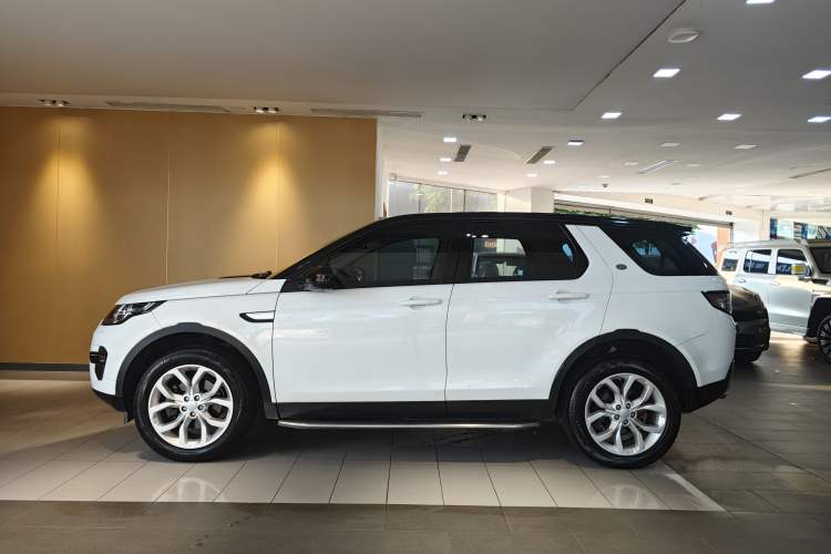 Used Land Rover Discovery Sport 2016 2.0T HSE Exterior 8