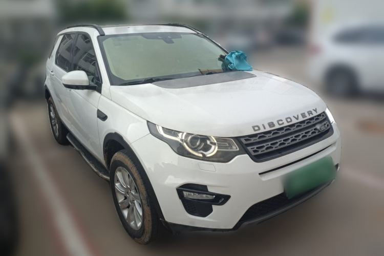 Used Land Rover Discovery Sport 2016 2.0T SE Front Right 45 Deg