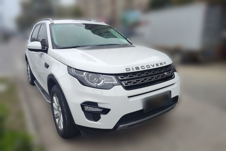 Used Land Rover Discovery Sport 2016 2.0T SE Front Right 45 Deg