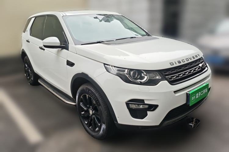 Used Land Rover Discovery Sport 2016 2.0T SE Front Right 45 Deg
