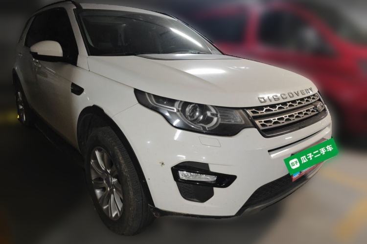 Used Land Rover Discovery Sport 2016 2.0T SE Front Right 45 Deg